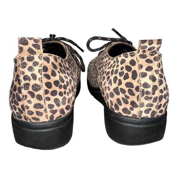 Green Comfort walking shoes leopard print lace up comfort shoe size 40 / 9 - Picture 7 of 7